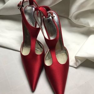 Donald J Pliner red satin pumps